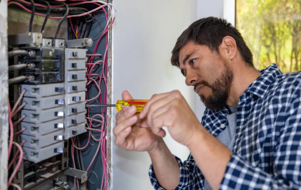  Ttapoisett Center, MA Electrician Pros